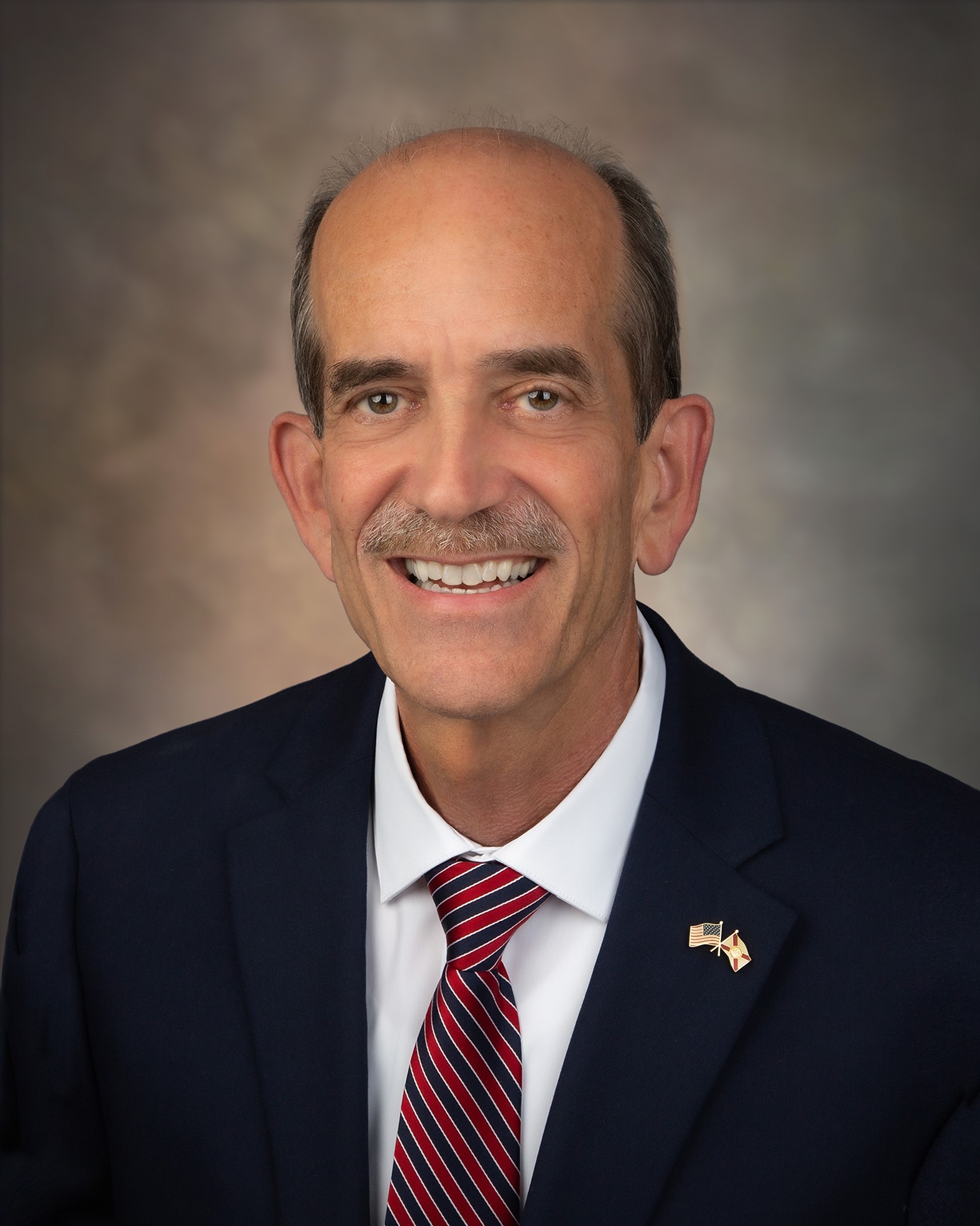 Commission Chair Ron Cutsinger